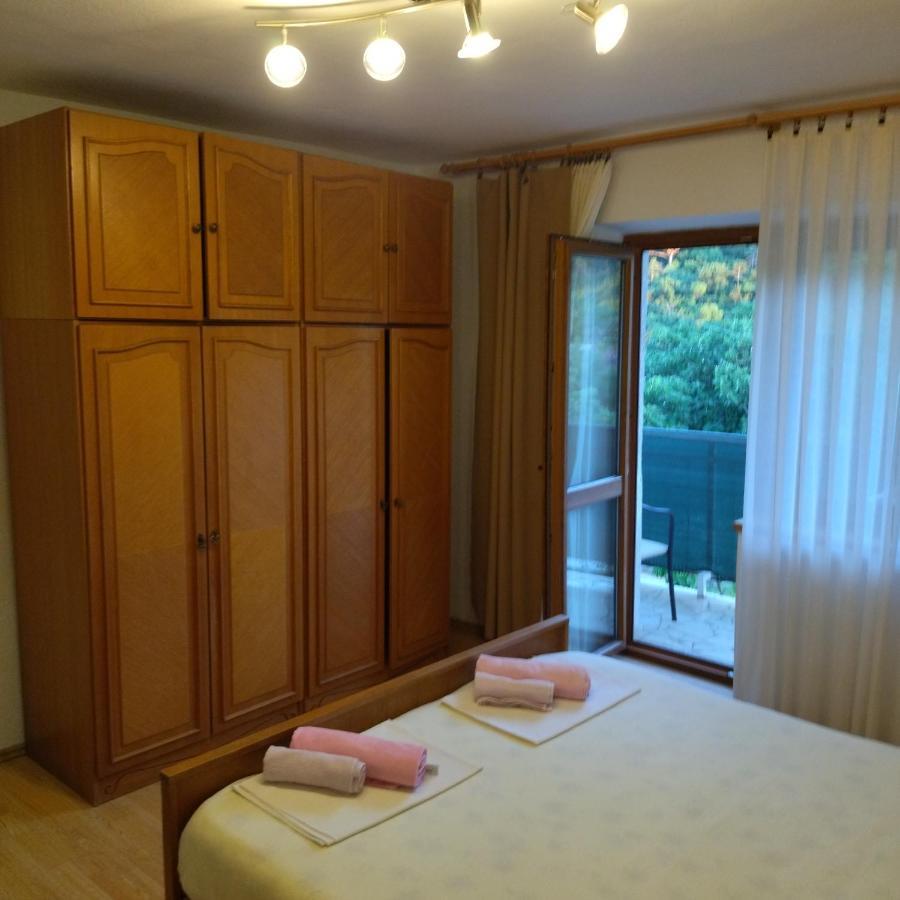 Apartman Nata セニ エクステリア 写真