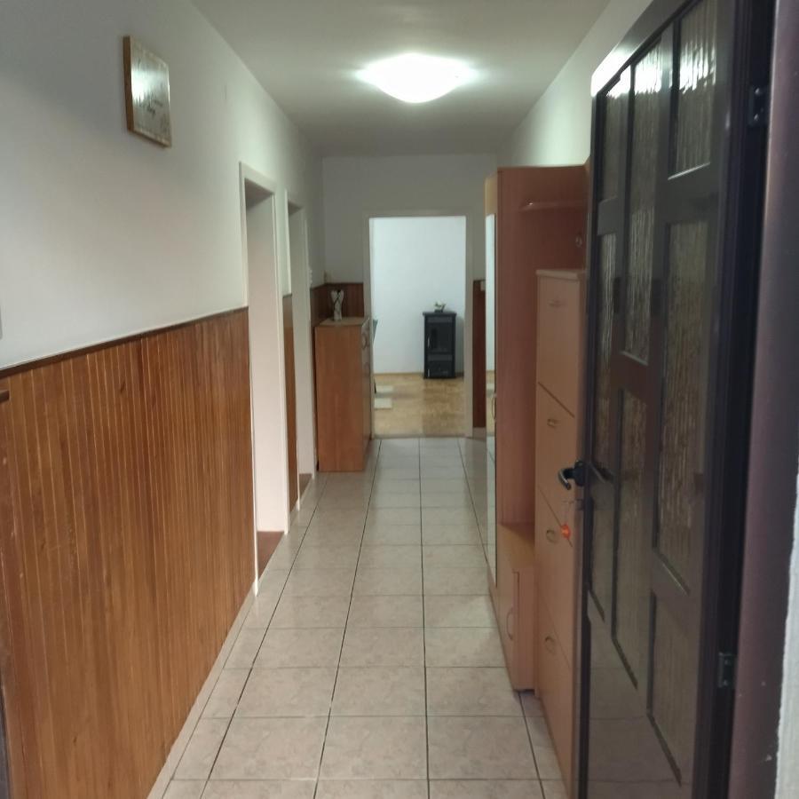Apartman Nata セニ エクステリア 写真